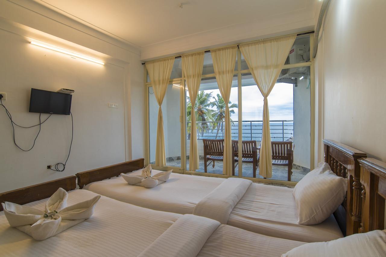 Surya Beach Resort โกวาลัม ภายนอก รูปภาพ
