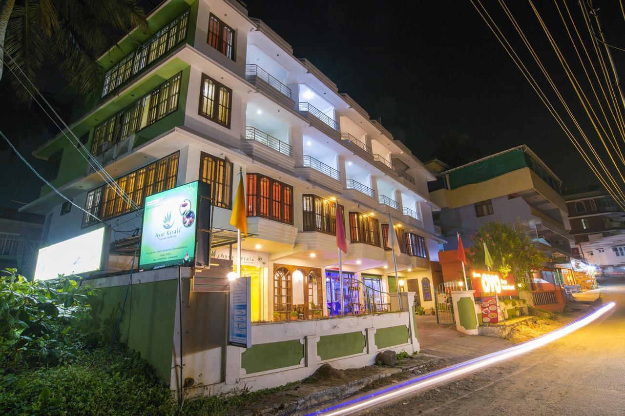 Surya Beach Resort โกวาลัม ภายนอก รูปภาพ