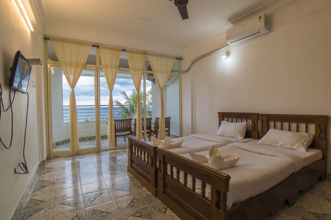 Surya Beach Resort โกวาลัม ภายนอก รูปภาพ