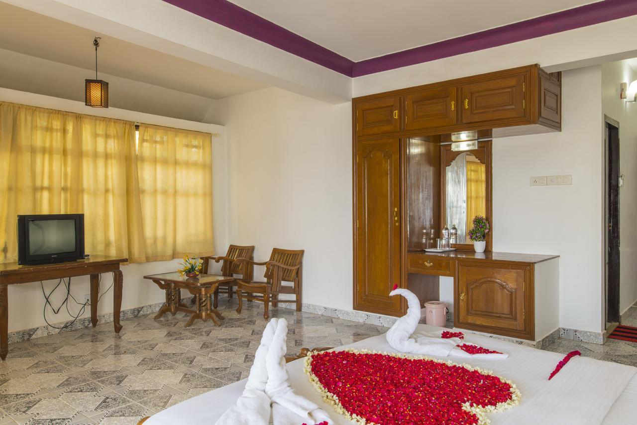 Surya Beach Resort โกวาลัม ภายนอก รูปภาพ